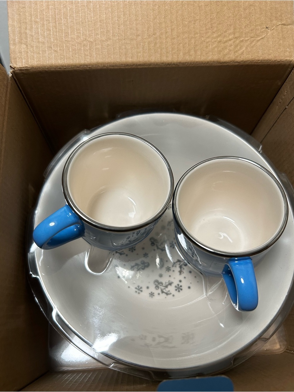 Disneyland Club 33 Tom & Jerry Punch Bowl and 2 cup set  New